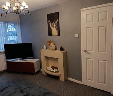 1 bedroom ground floor flat to rent - Photo 1