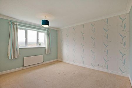 4 bedroom house to rent - Photo 3