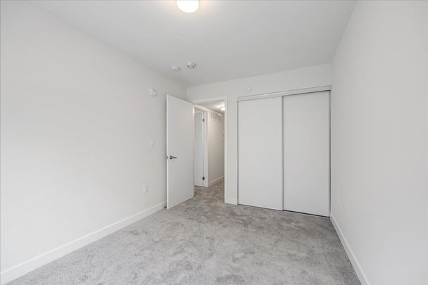 For Lease - 3421 Ridgeway Drive Unit# 3, Mississauga, Ontario - Photo 1