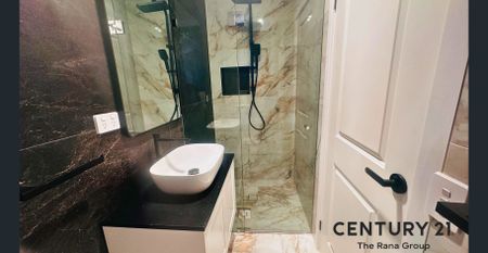 Multiple 2 & 3BHK BRAND NEW TOWNHOUSES FOR RENT – JUST 13–15 MINUTES WALK TO SEVEN HILLS STATION! - Photo 5