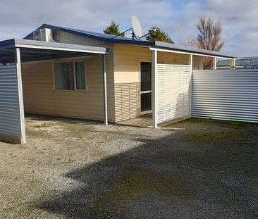 Fully furnished unit - ready to move in - Photo 3