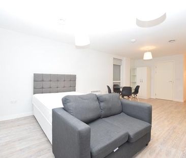 Studio to rent - Photo 6