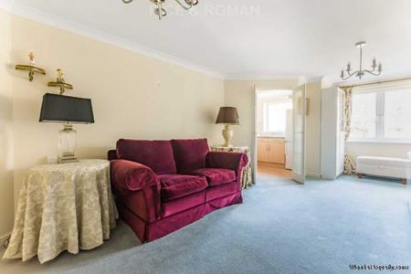 1 bedroom property to rent in Addlestone - Photo 4