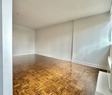 For Lease - 33 Isabella Street Unit# 205, Toronto, Ontario - Photo 2