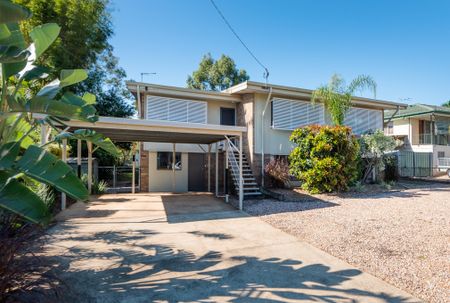 8 Diana Court, Alexandra Hills QLD 4161 - House For Rent - $650 | Domain - Photo 2