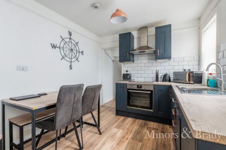 1 bedroom flat to rent - Photo 3