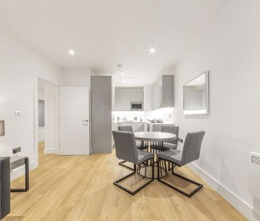 2 bedroom flat to rent - Photo 5