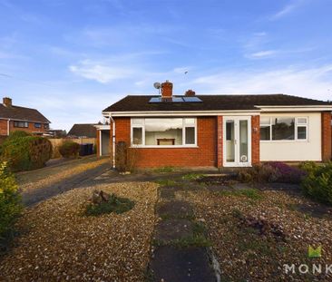 2 bedroom detached bungalow to rent - Photo 2