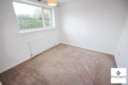4 Bedroom House - Semi-Detached To Let - Photo 2