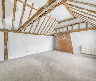 4 bedroom semi-detached house to rent - Photo 5