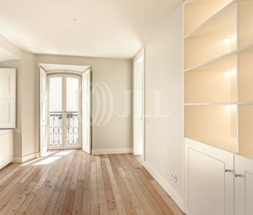 5 room luxury House for rent in Santa Catarina, Lisbon - Photo 1
