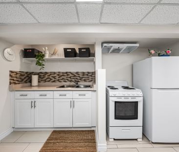 For Lease - 39 Rangoon Road Unit# Lower, Toronto, Ontario - Photo 4