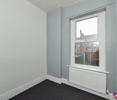 Hyde Park Street, Gateshead - Photo 4