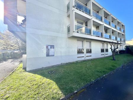 Location Appartement 1 pièce 17m² CLERMONT FERRAND 63000 - Photo 2