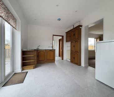 3 bedroom bungalow to rent - Photo 3