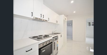 BRAND NEW 3 BEDROOM HOME IN A QUIET LOCATION! - Photo 4