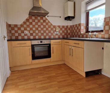 Crest View, Nottingham, Nottinghamshire, NG5 - Photo 4