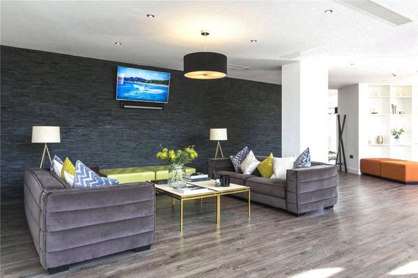 New Bridge Street Salford M3 - Photo 1