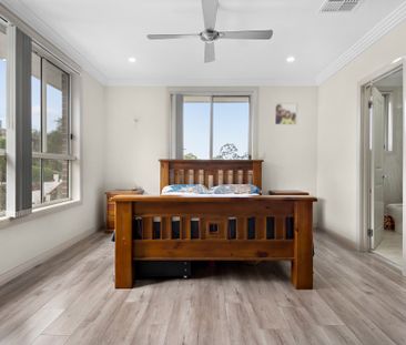 38C Queens Road, Asquith NSW 2077 - House For Rent | Domain - Photo 1