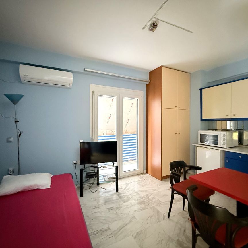Studio/Γκαρσονιέρα για ενοικίαση - Νίκαια, - Photo 1