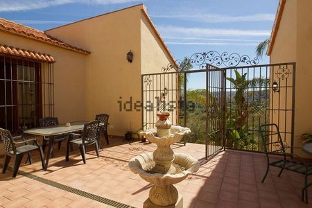 Alquiler de chalet adosado en Camino Path la moreta - Photo 4