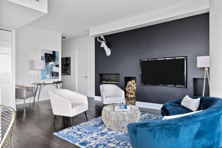 For Lease - 33 Charles Street Unit# Ph4502, Toronto, Ontario - Photo 2