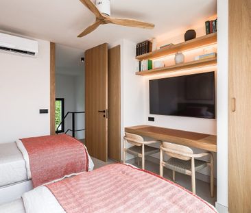 Marbella, Andalusia 29602 - Photo 2