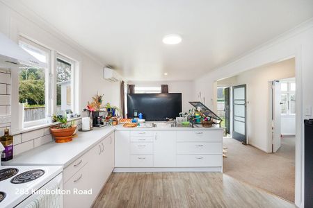 Charming 2BR Townhouse in Feilding - Photo 4