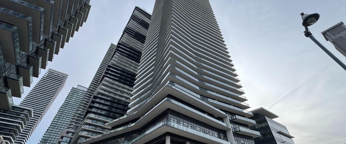 For Lease - 38 Annie Craig Drive Unit# 2605, Toronto, Ontario - Photo 1