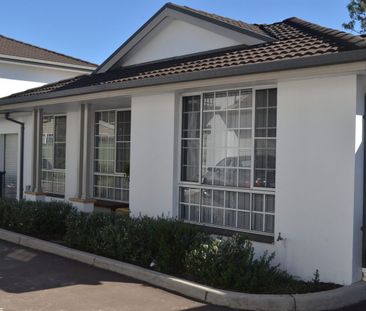 Peaceful & Spacious Villa in Boutique Complex of Two - Photo 5