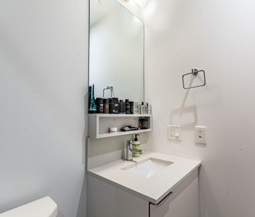 For Lease - 5 Buttermill Avenue Unit# 5910, Vaughan, Ontario - Photo 4