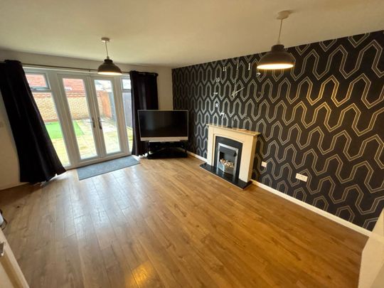 2 bedroom semi-detached house to rent - Photo 1