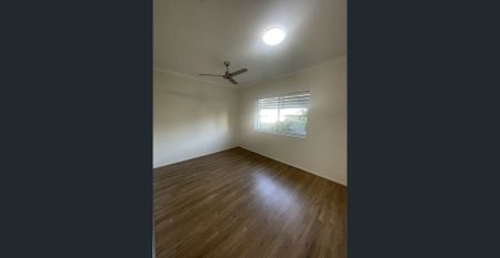 GROUND FLOOR 1 BEDROOM APARTMENT - Photo 5