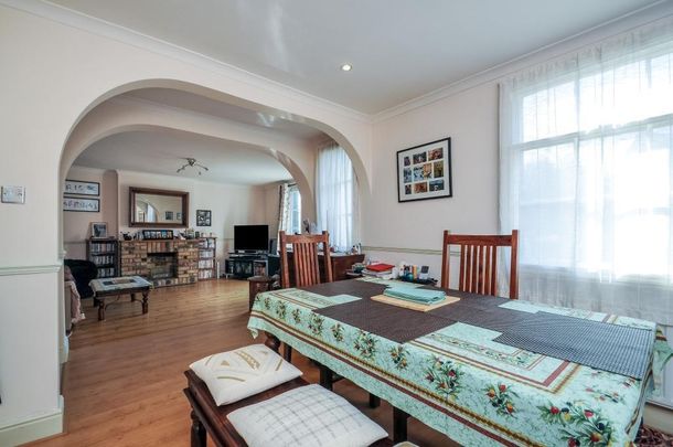 Priory Lane - Photo 1