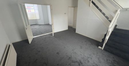 Hendon Burn Avenue, Sunderland, SR2 8LA - Photo 2
