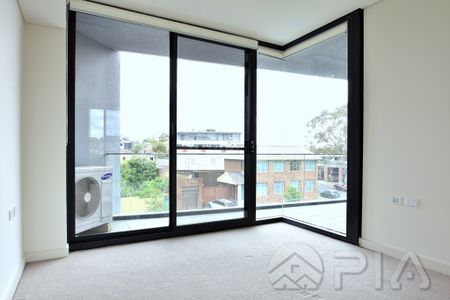 Modern 1 bedroom apartment for lease - Photo 2