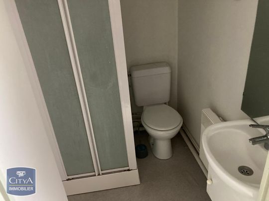 Location Appartement 1 pièce 19m² BOURG EN BRESSE 01000 - Photo 1