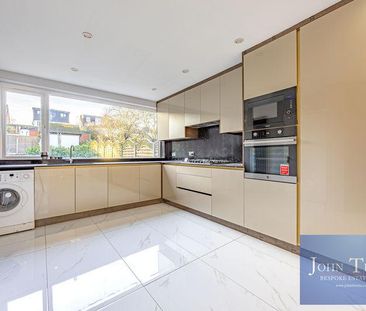 4 bedroom detached house to rent - Photo 6