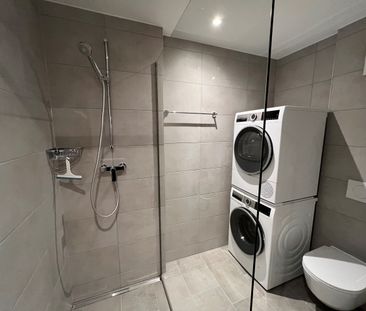 RIAZ - 2 ½ PIECES NEUF AVEC GRAND BALCON ! - Foto 6