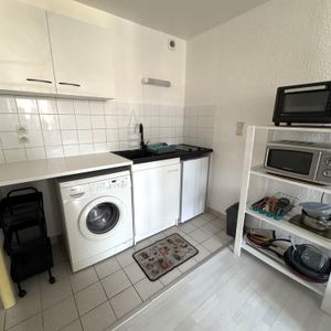 VILLARS LES DOMBES – STUDIO MEUBLE - Photo 2