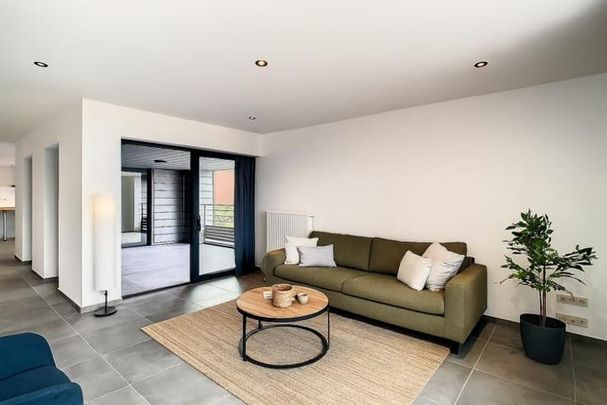 Appartement te huur - Photo 1