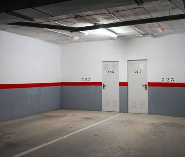 Luxury penthouse for rent in Benahavís, Andalusia - Photo 4