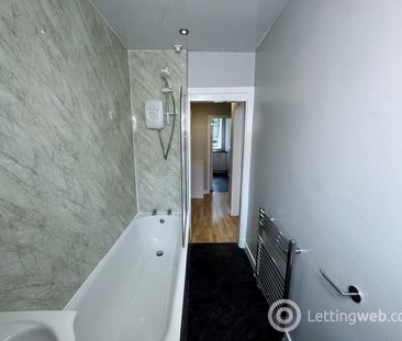 1 Bedroom Ground Flat to Rent - Photo 3