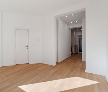 Volledig gerenoveerd gelijkvloersappartement met privatieve koer op... - Foto 6