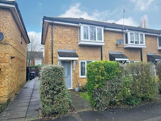 Wellington Drive, Welwyn Garden City, AL7 - Photo 1