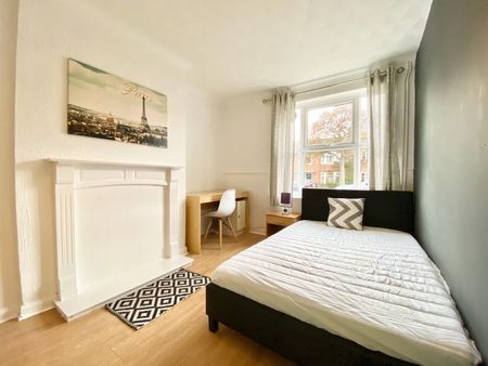 Beverley Road, Norwich - Photo 2