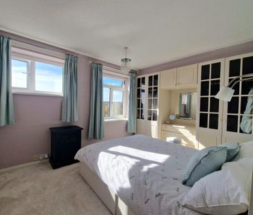 3 bedroom link detached house to rent - Photo 5