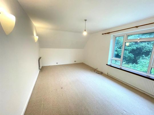 2 bedroom maisonette to rent - Photo 1