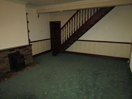 5 bedroom terraced house to rent - Photo 2