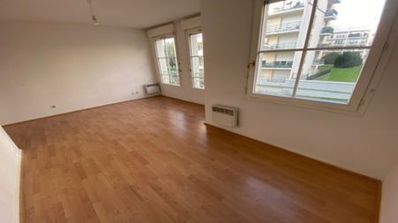 Location Appartement 1 pièce 26m² LILLE 59000 - Photo 3